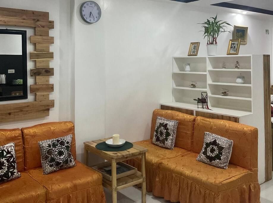 Antipolo Staycation & Transient Affordable Condo Unit By Myra 部屋 写真